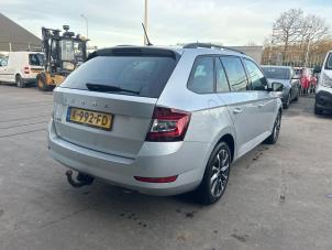 Skoda Fabia III Combi 1.0 TSI 12V Épave (2020, Gris)