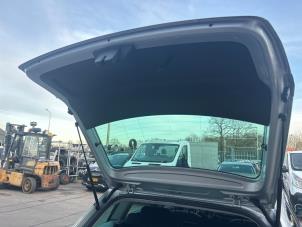 Skoda Fabia III Combi 1.0 TSI 12V Épave (2020, Gris)
