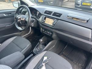 Skoda Fabia III Combi 1.0 TSI 12V Épave (2020, Gris)