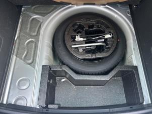 Skoda Fabia III Combi 1.0 TSI 12V Épave (2020, Gris)