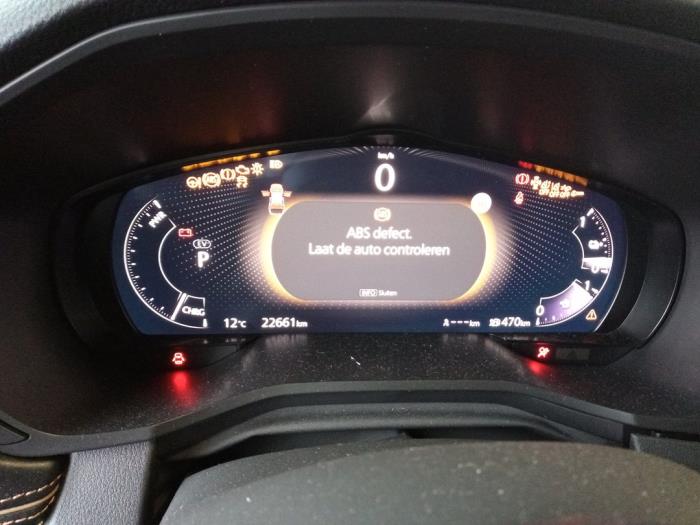 Mazda CX-80 2.5 E-SkyActiv PHEV AWD Samochód złomowany (2024, Szary)