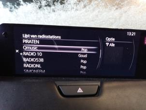 Mazda CX-80 2.5 E-SkyActiv PHEV AWD Samochód złomowany (2024, Szary)