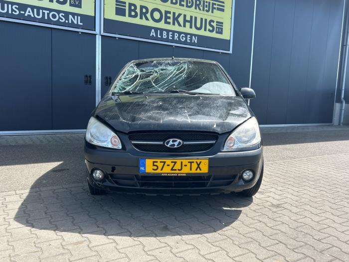 Hyundai Getz 1.4i 16V Épave (2008, Noir)