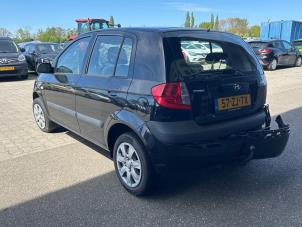 Hyundai Getz 1.4i 16V Épave (2008, Noir)