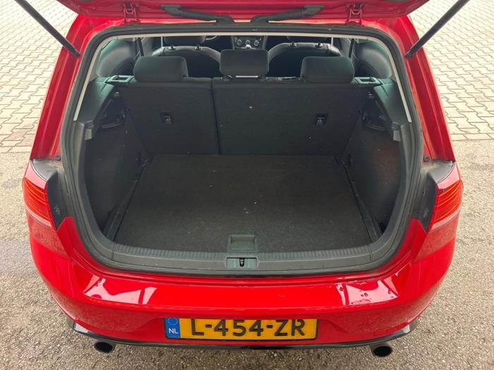 Volkswagen Golf VII 1.0 TSI 12V Épave (2017, Rouge)