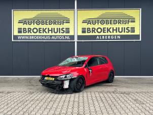 Volkswagen Golf VII 1.0 TSI 12V Épave (2017, Rouge)