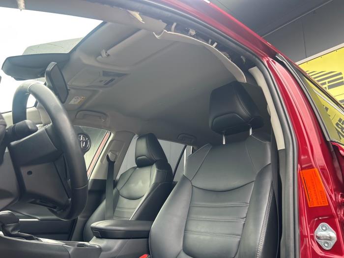 Toyota RAV4 2.5 Hybrid 16V Épave (2021, Rouge)