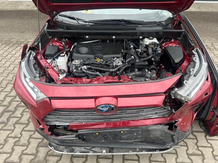 Toyota RAV4 2.5 Hybrid 16V Épave (2021, Rouge)