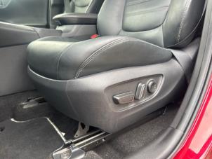 Toyota RAV4 2.5 Hybrid 16V Épave (2021, Rouge)