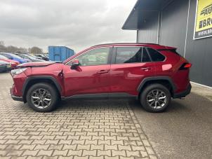 Toyota RAV4 2.5 Hybrid 16V Épave (2021, Rouge)