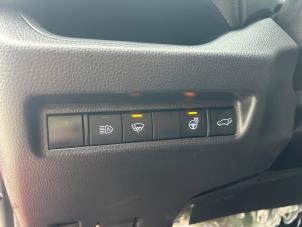 Toyota RAV4 2.5 Hybrid 16V Épave (2021, Rouge)