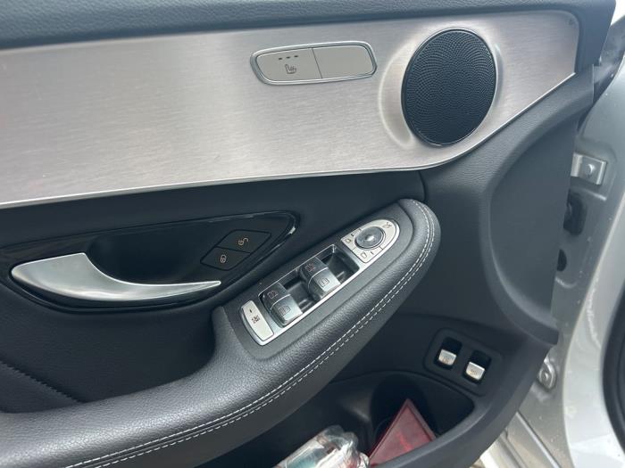 Mercedes C Estate C-300 e 2.0 16V Épave (2021, Gris)