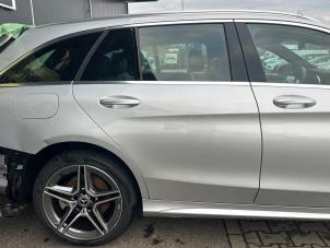 Mercedes C Estate C-300 e 2.0 16V Épave (2021, Gris)