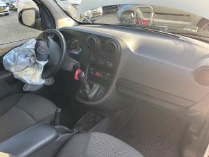 Mercedes Citan 1.5 108 CDI Euro 6 Épave (2017, Granit)
