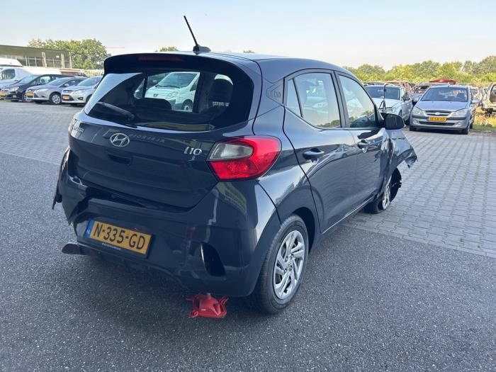 Hyundai i10 1.0 12V Épave (2021, Gris)