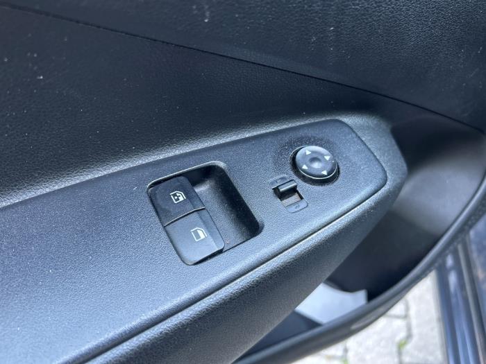 Hyundai i10 1.0 12V Épave (2021, Gris)