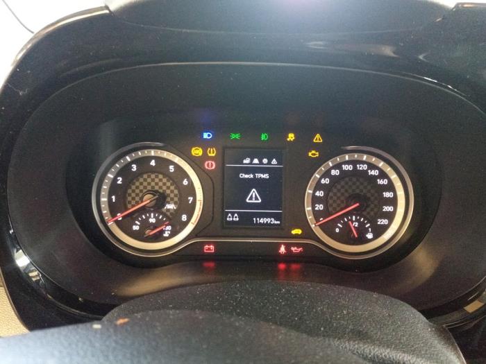 Hyundai i10 1.0 12V Épave (2021, Gris)