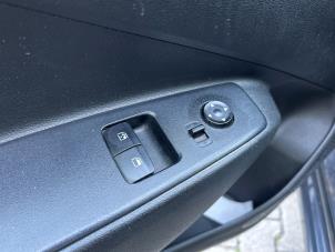 Hyundai i10 1.0 12V Épave (2021, Gris)