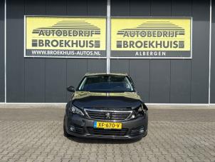 Peugeot 308 SW 1.2 12V e-THP PureTech 130 Vehículo de desguace (2018, Gris)