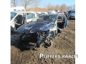 Renault Kadjar 1.2 Energy TCE 130 Samochód złomowany (2016, Metalik, Niebieski)