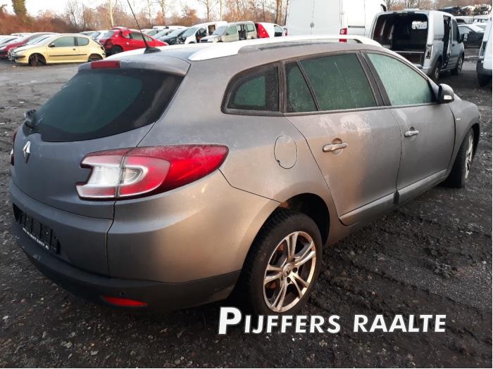 Renault Megane Iii Grandtour Kz 1 5 Dci 110 Salvage Year Of Construction 13 Colour Brown Proxyparts Com
