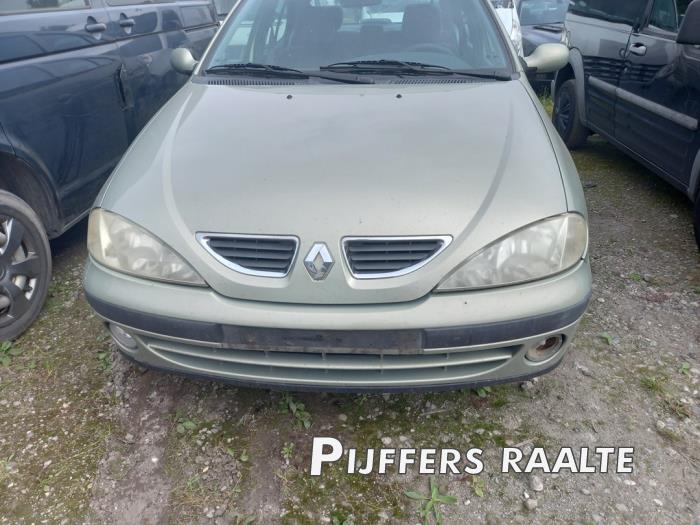 Renault Megane 1.6 16V Salvage vehicle (2002, Green)