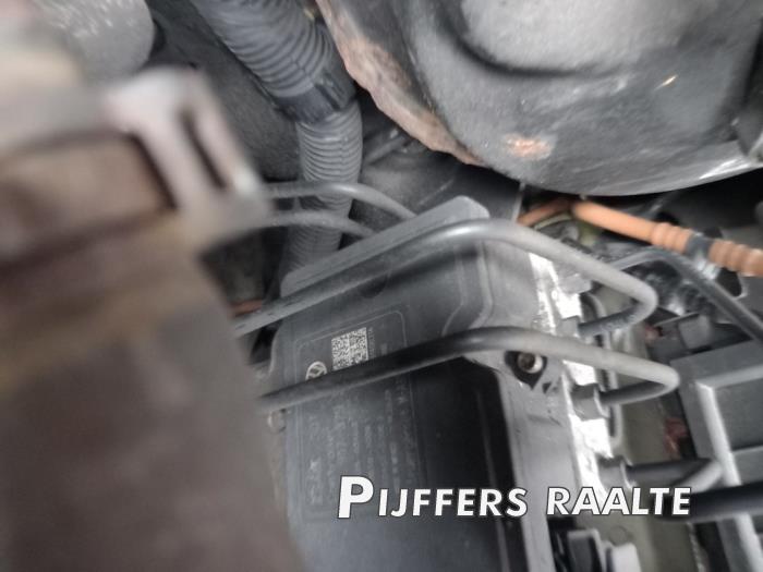 Volkswagen Transporter T5 2.5 TDi PF Skrotfordon (2009)