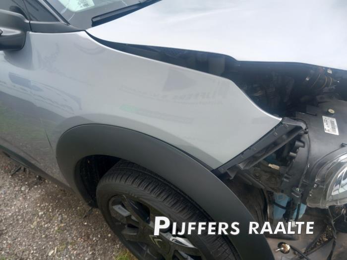 Citroen C4 Cactus 1.2 PureTech 110 12V Épave (2018, Gris)