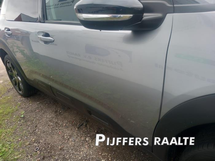 Citroen C4 Cactus 1.2 PureTech 110 12V Épave (2018, Gris)