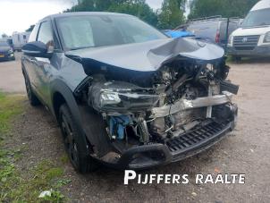 Citroen C4 Cactus 1.2 PureTech 110 12V Épave (2018, Gris)