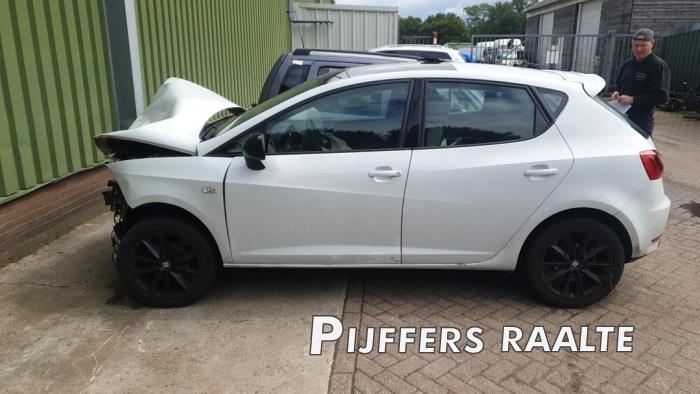 Seat Ibiza IV 1.0 EcoTSI 12V Schrottauto (2016, Weiß)