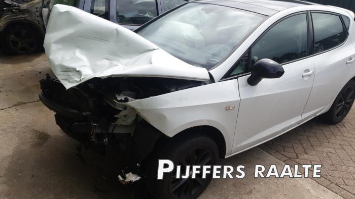 Seat Ibiza IV 1.0 EcoTSI 12V Schrottauto (2016, Weiß)