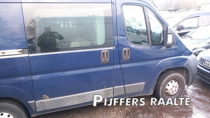 Citroen Jumper 2.2 HDi 110 Épave (2013, Foncé, Bleu)