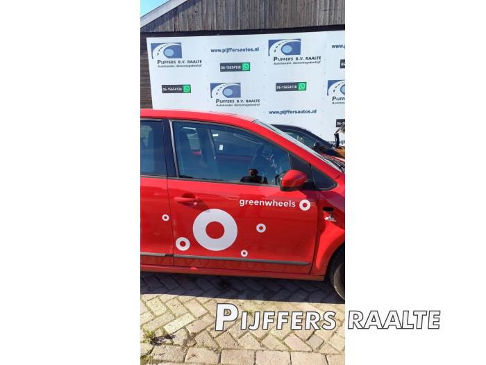 Volkswagen Up! 1.0 12V 60 Schrottauto (2015, Rot)