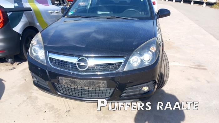 Opel Vectra C GTS 2.2 DIG 16V Skrotfordon (2007, ZWART)