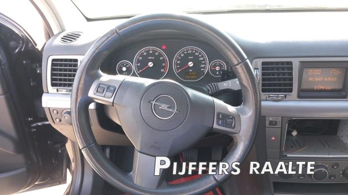 Opel Vectra C GTS 2.2 DIG 16V Skrotfordon (2007, ZWART)