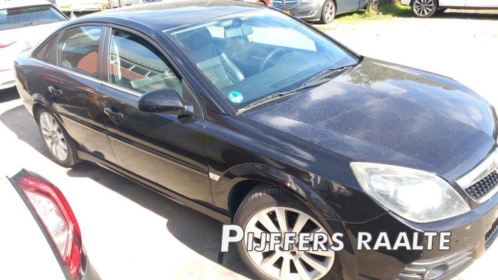 Opel Vectra C GTS 2.2 DIG 16V Skrotfordon (2007, ZWART)