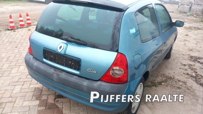 Renault Clio II 1.2 16V Vehículo de desguace (2002, Azul)