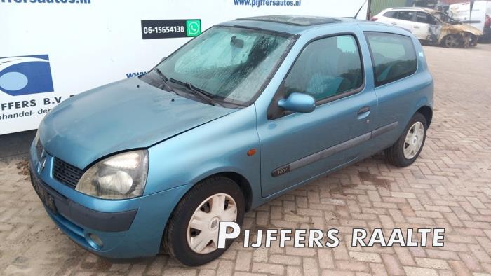 Renault Clio II 1.2 16V Vehículo de desguace (2002, Azul)
