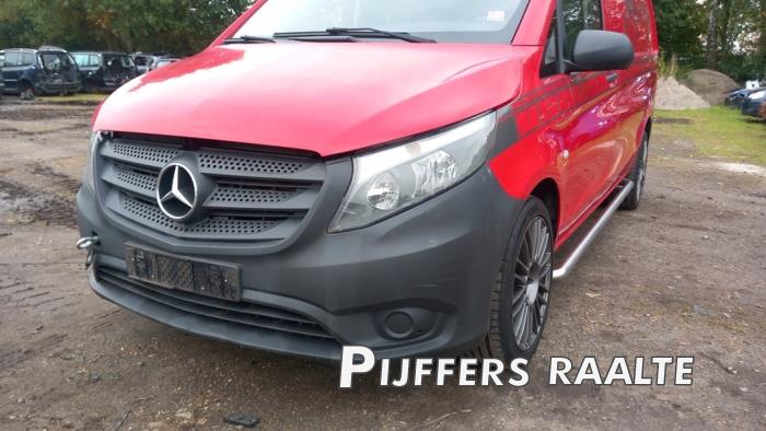 Mercedes Vito 1.6 109 CDI 16V Salvage vehicle (2015, Red)