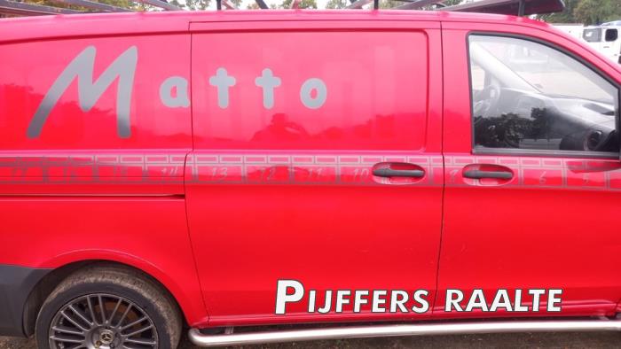 Mercedes Vito 1.6 109 CDI 16V Salvage vehicle (2015, Red)