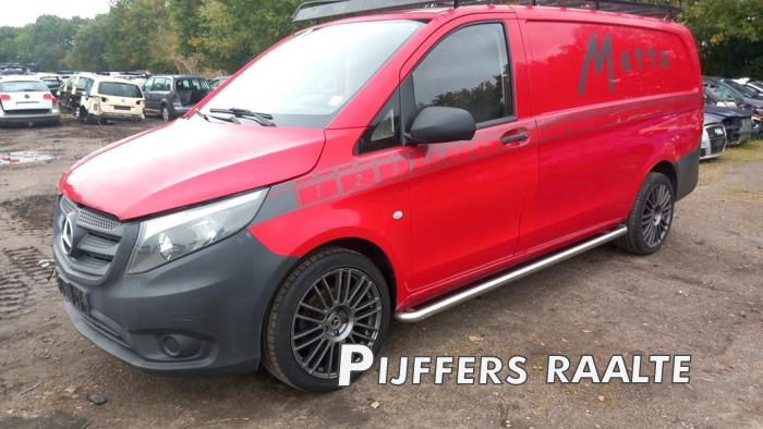 Mercedes Vito 1.6 109 CDI 16V Salvage vehicle (2015, Red)