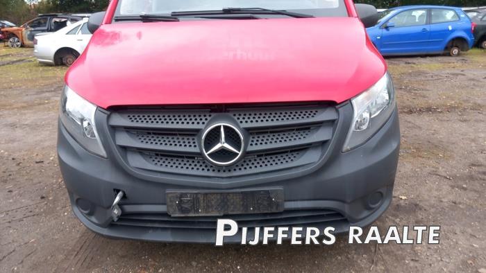 Mercedes Vito 1.6 109 CDI 16V Salvage vehicle (2015, Red)