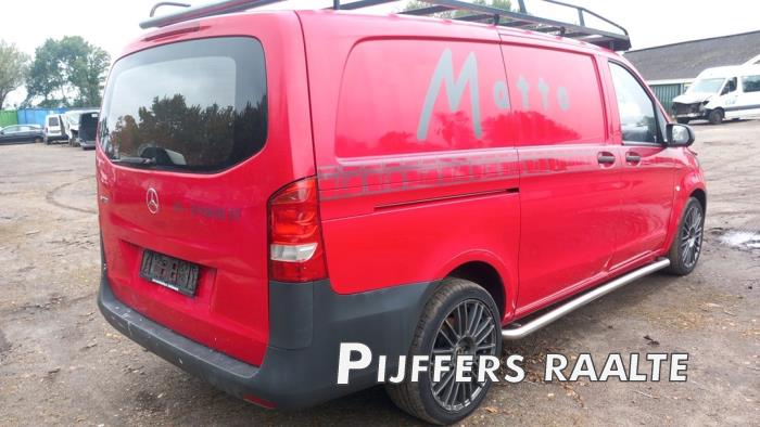 Mercedes Vito 1.6 109 CDI 16V Salvage vehicle (2015, Red)