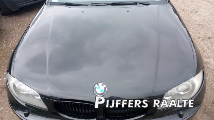 BMW 1 serie 116i 2.0 16V Salvage vehicle (2010, Black, Beige)