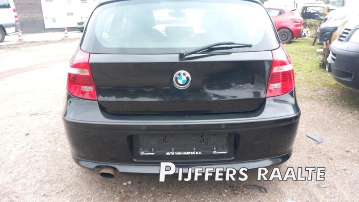 BMW 1 serie 116i 2.0 16V Salvage vehicle (2010, Black, Beige)