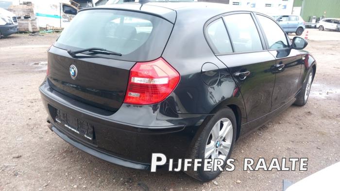 BMW 1 serie 116i 2.0 16V Salvage vehicle (2010, Black, Beige)
