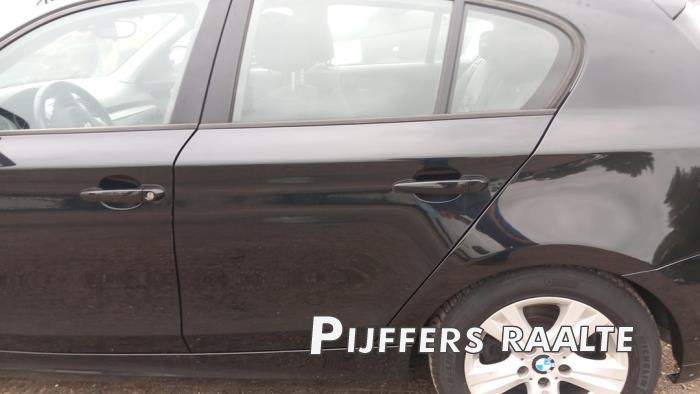 BMW 1 serie 116i 2.0 16V Salvage vehicle (2010, Black, Beige)