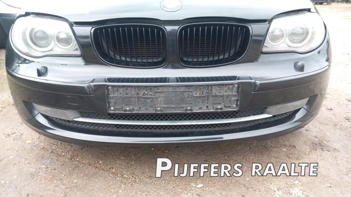 BMW 1 serie 116i 2.0 16V Salvage vehicle (2010, Black, Beige)