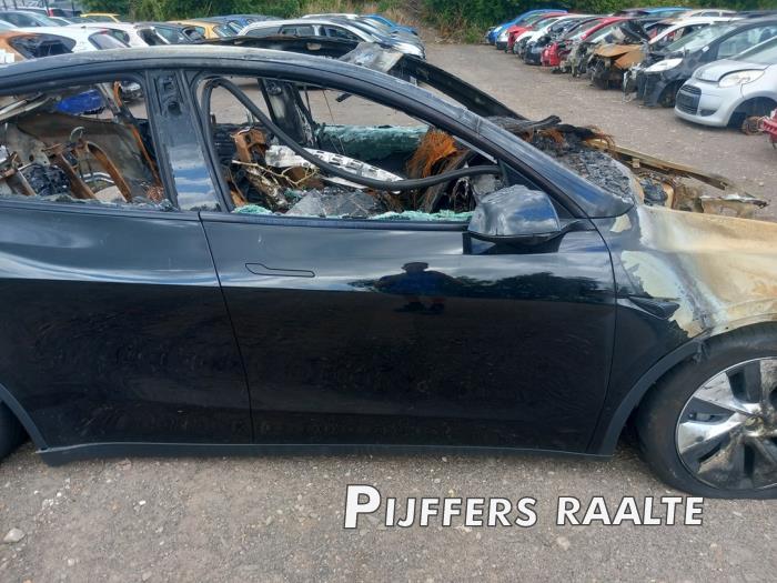 Tesla Model Y Long Range,Performance Salvage vehicle (2024, Black)